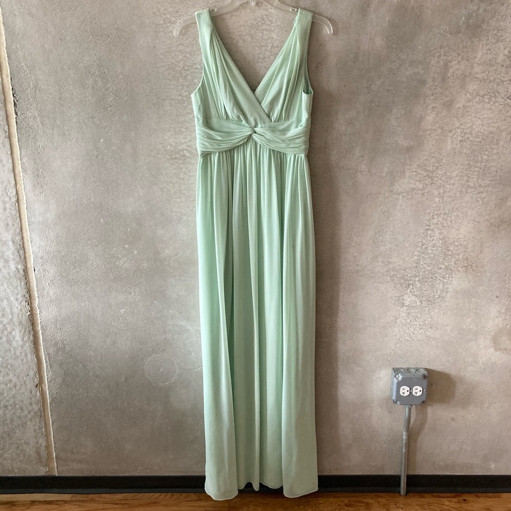 Like New Donna Morgan Mint Dress